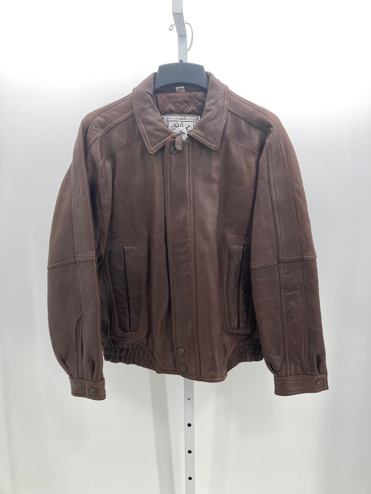 GENUINE LEATHER ZIP.