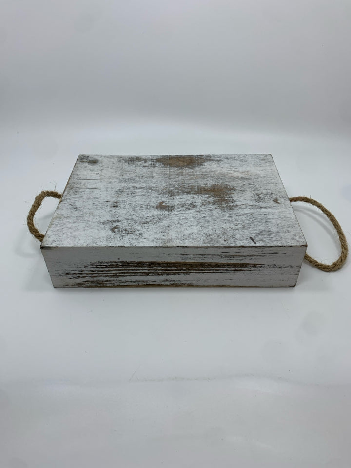 WHITE WASHED WOOD TRAY W/TWINE HANDLES.
