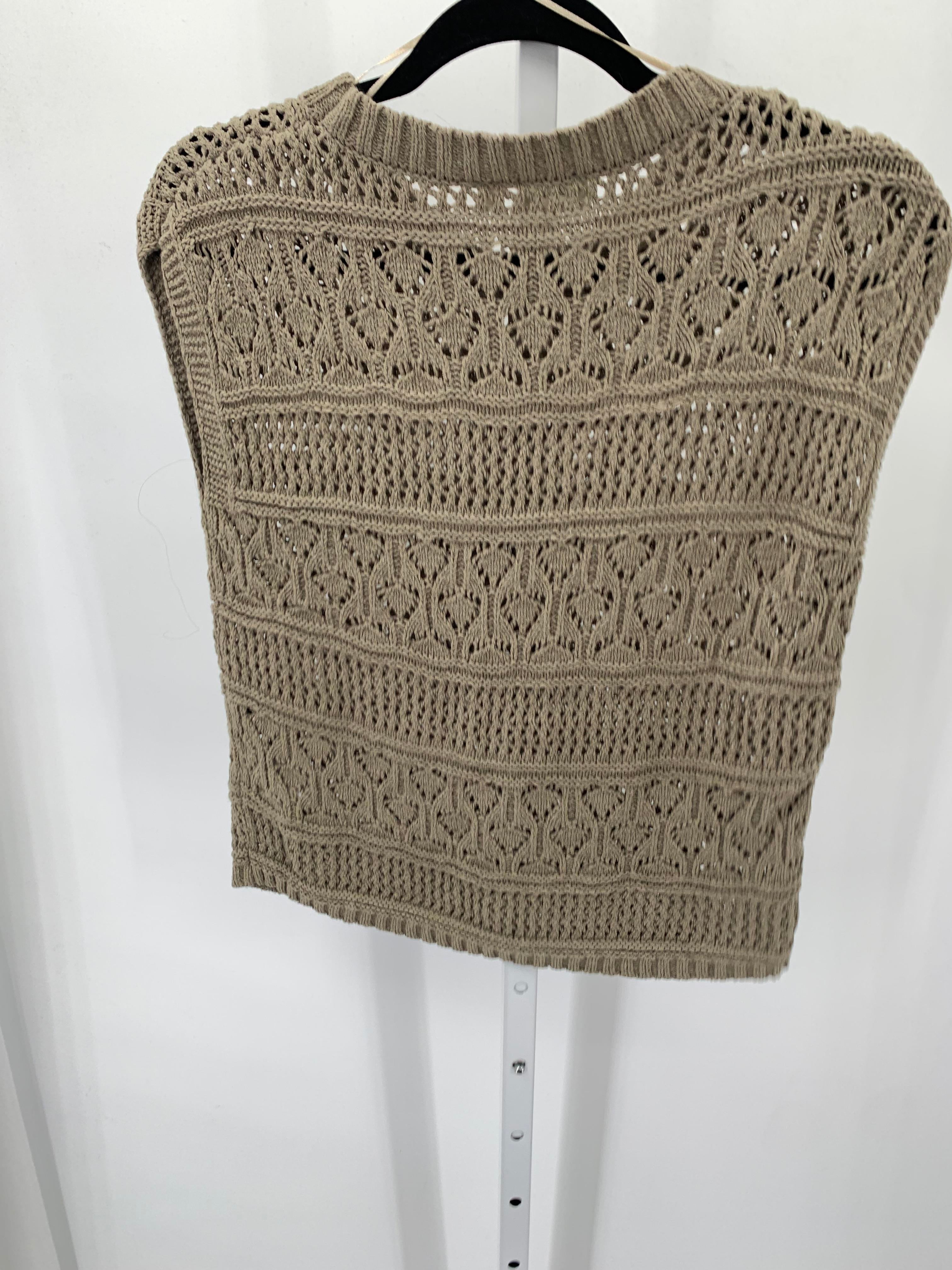 cyrus Size Small Misses Sleeveless Sweater