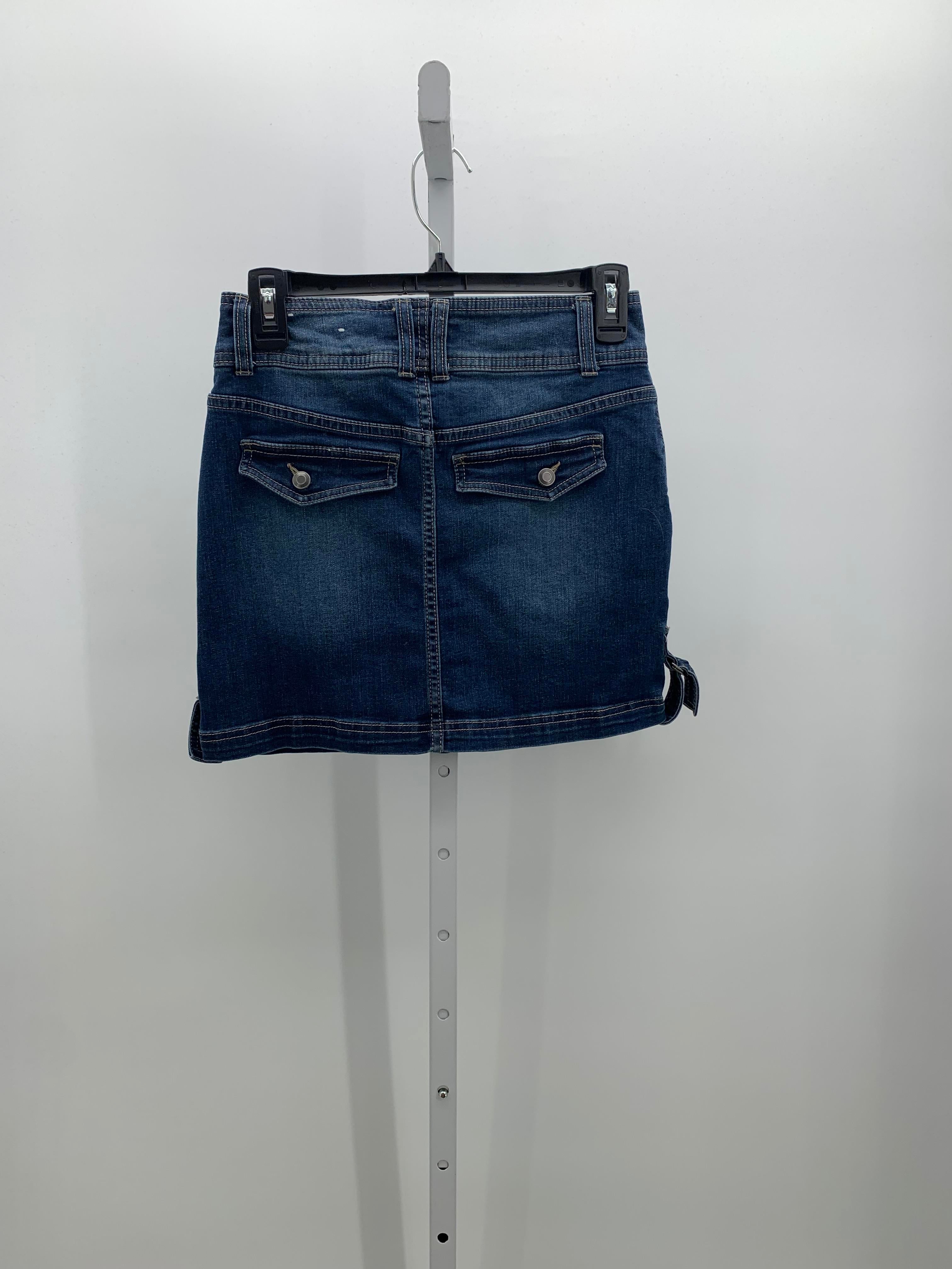 SO Size 3 Juniors Skirt