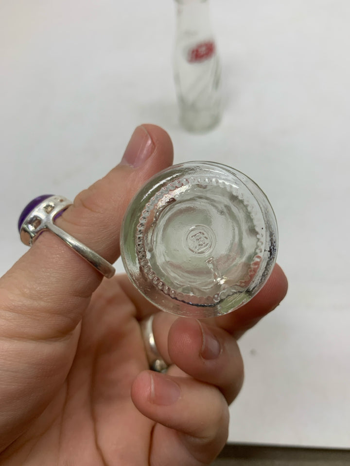 PEPSI BOTTLE SALT/PEPPER SHAKERS.