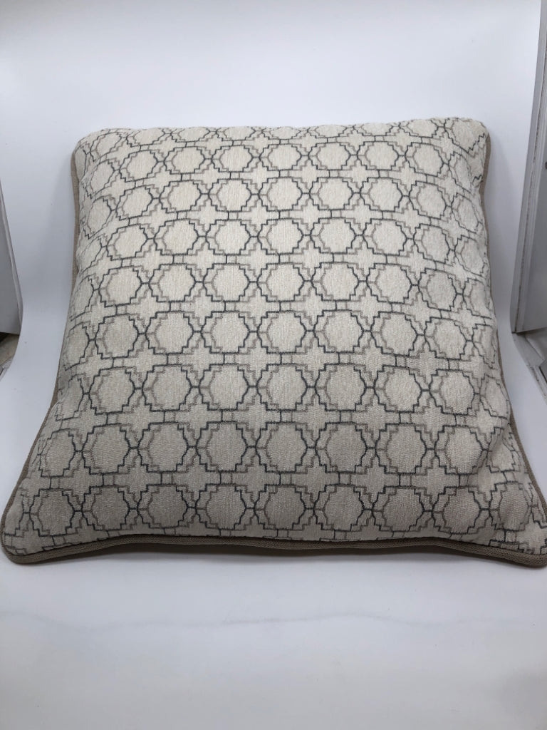 WHITE & GRAY LINE-WORK PILLOW.