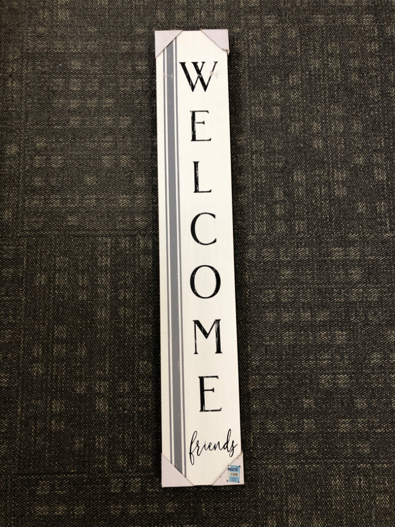 DISTRESSED WELCOME DOOR SIGN.
