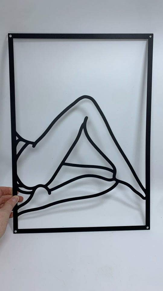 METAL LEGS ABSTRACT OUTLINE WALL ART.