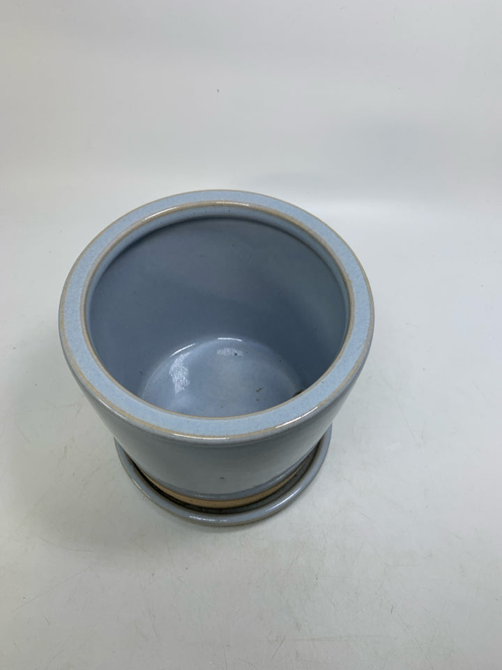 HEAVY LIGHT BLUE PLANTER W/ DRIP PLATE.