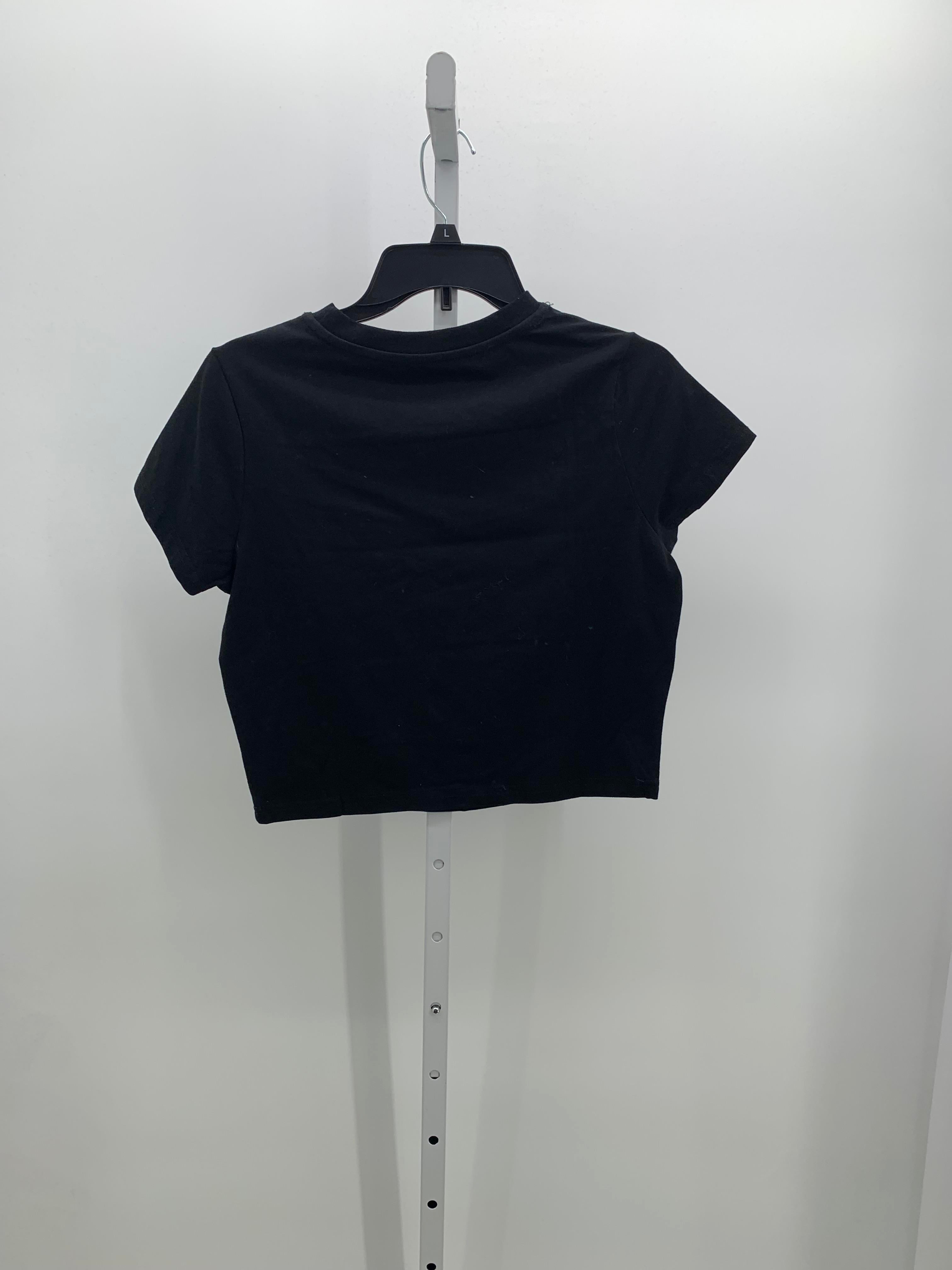 Size Extra Large Juniors Short Sleeve Shirt