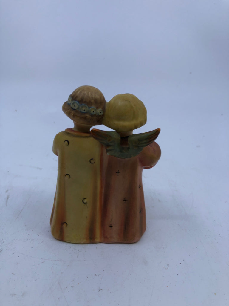 Figurine
