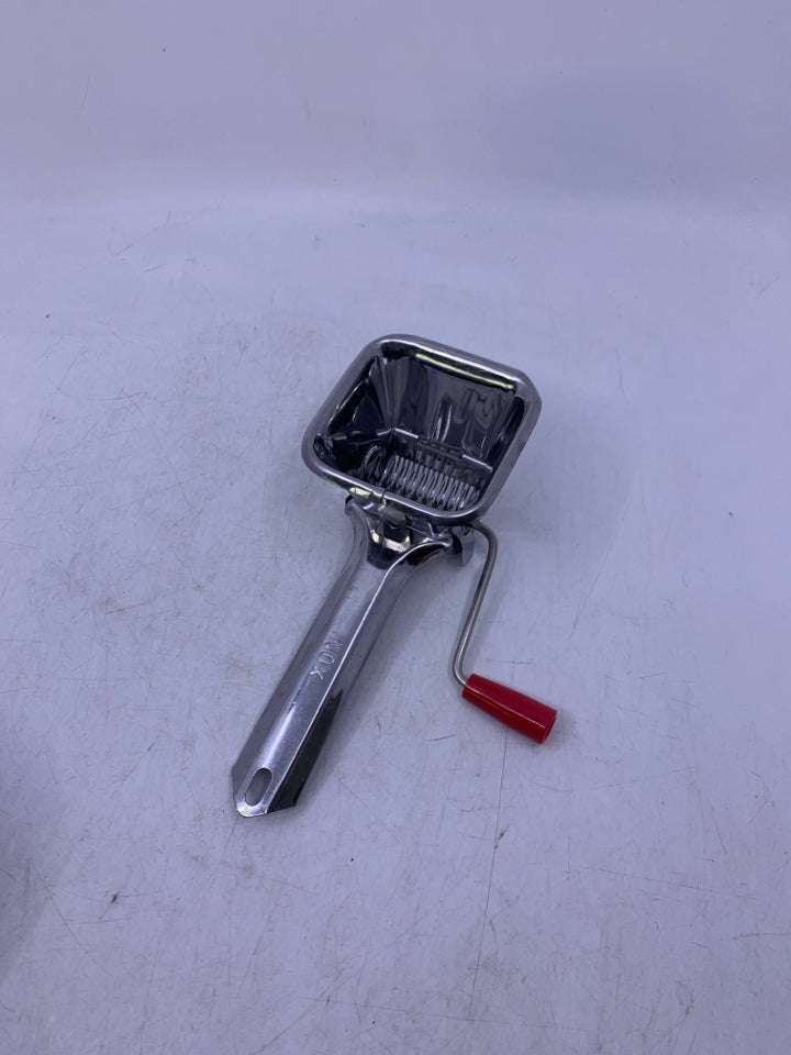 SILVER METAL CHEESE GRATER.