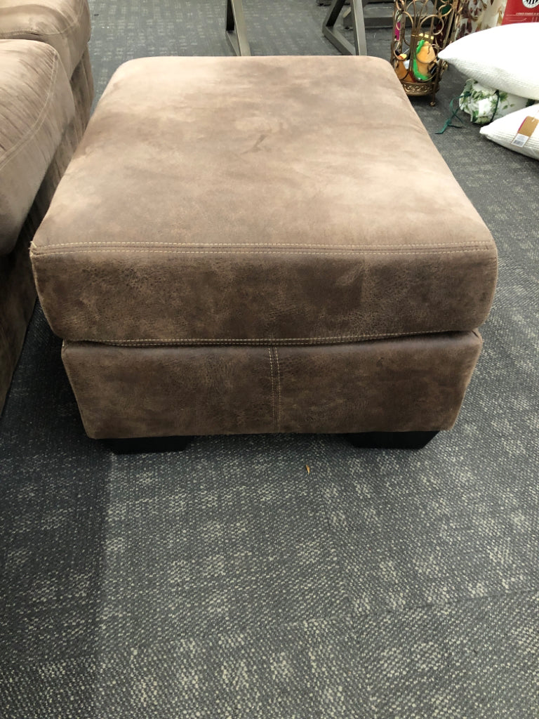 FAUX SUEDE 3-SECTION SOFA W/SM OTTOMAN.