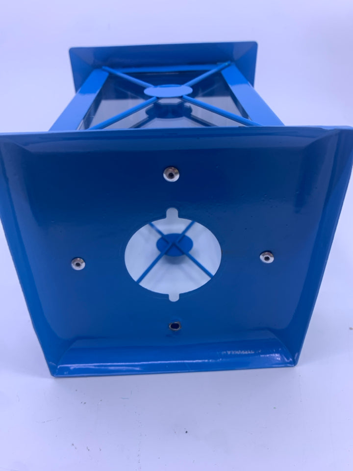 BLUE METAL TEA LIGHT LANTERN.