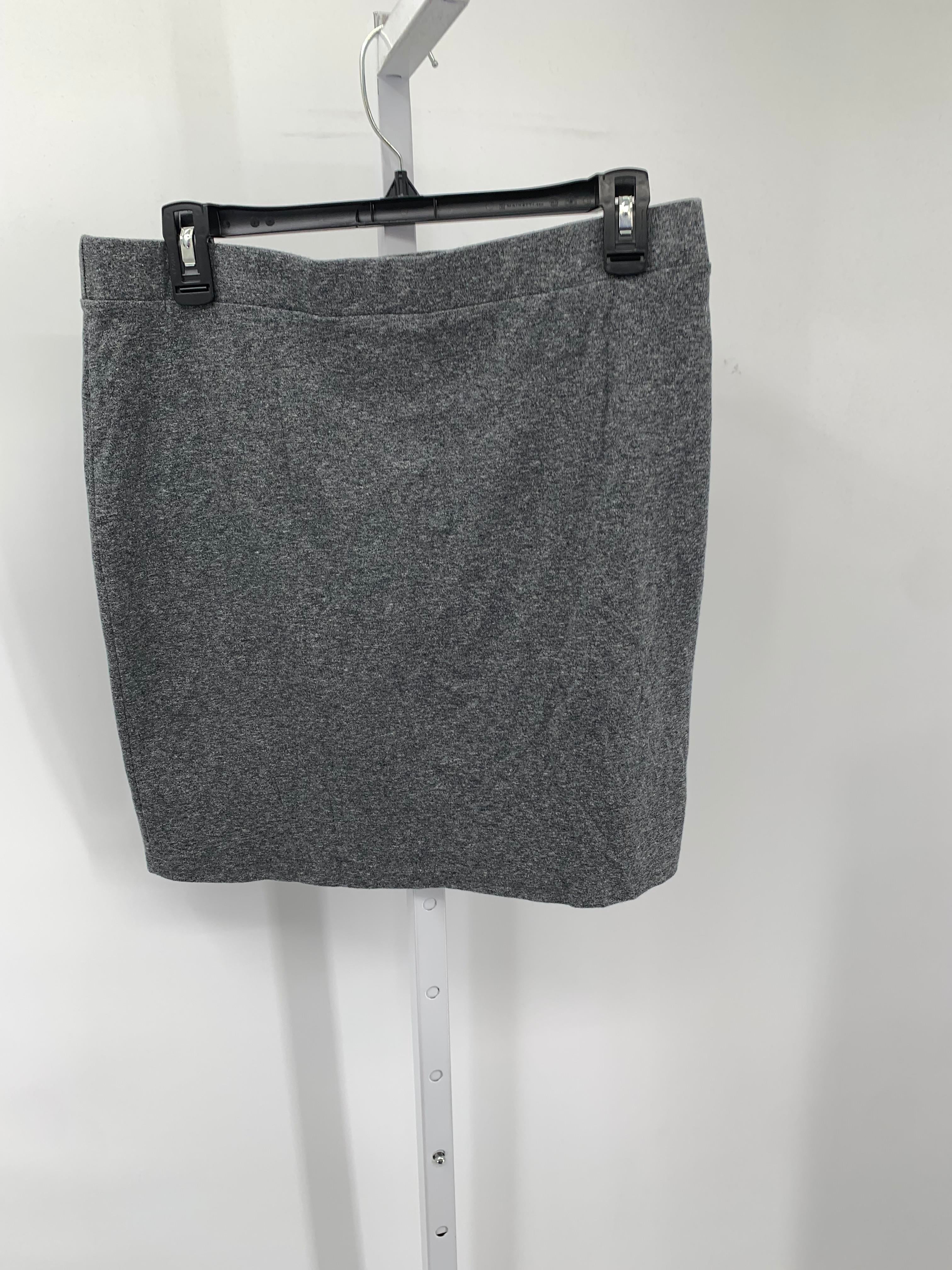 Divided Size Large Misses Skirt