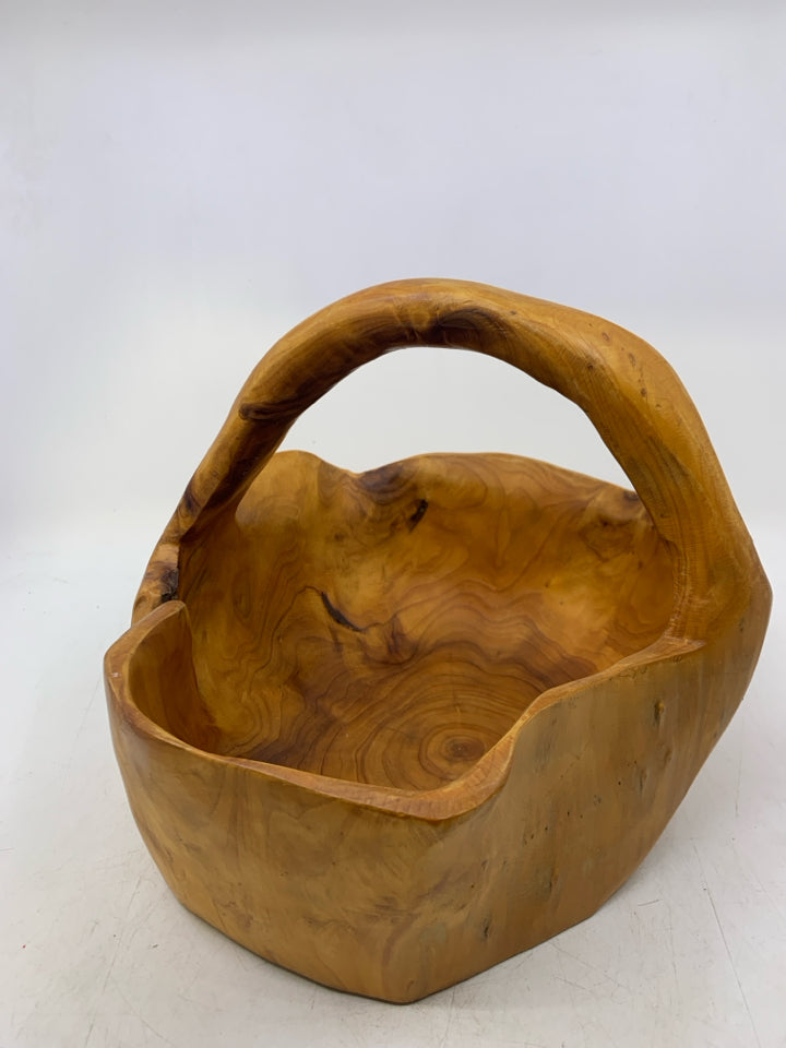 FAUX WOOD BASKET BOWL.