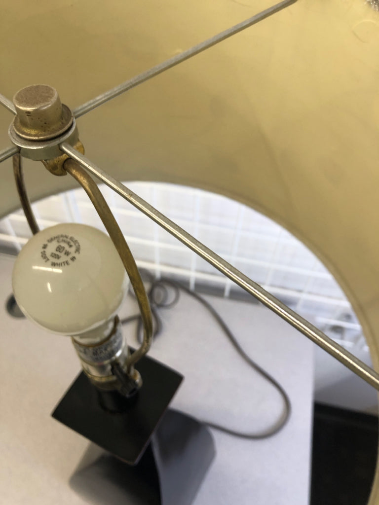 BLACK TWIST LAMP W/GLITTER LEAVES FABRIC SHADE.