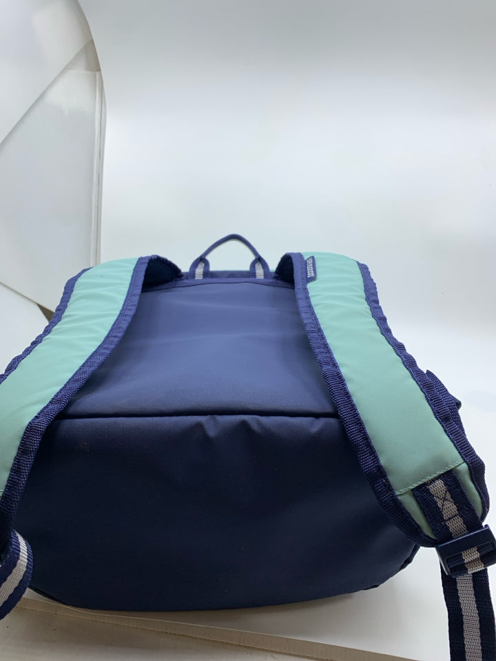 NWT "LIFE IS GOOD" 18 CAN BACKPACK COOLER.