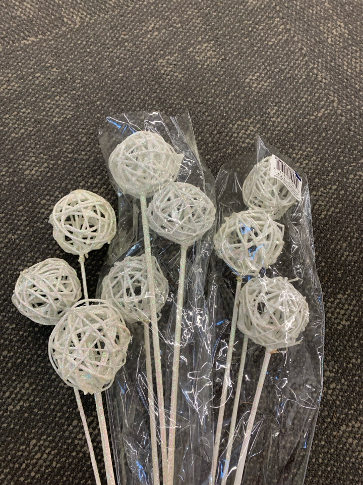 WHITE GLITTER BALL VASE FILLER.