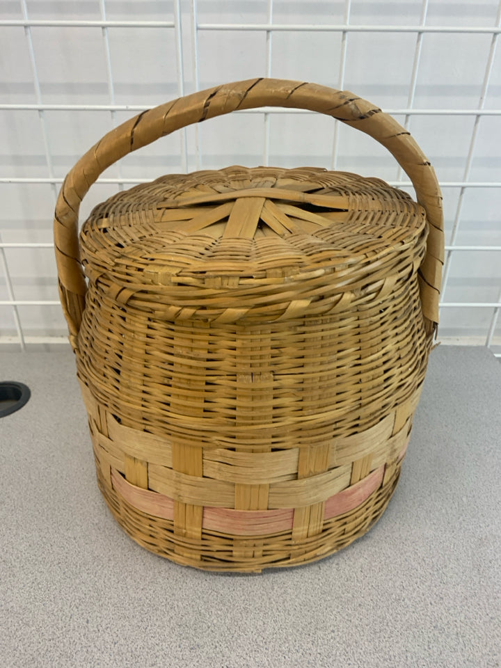 HAND-WOVEN DRUM BASKET W/RED STRIPE.