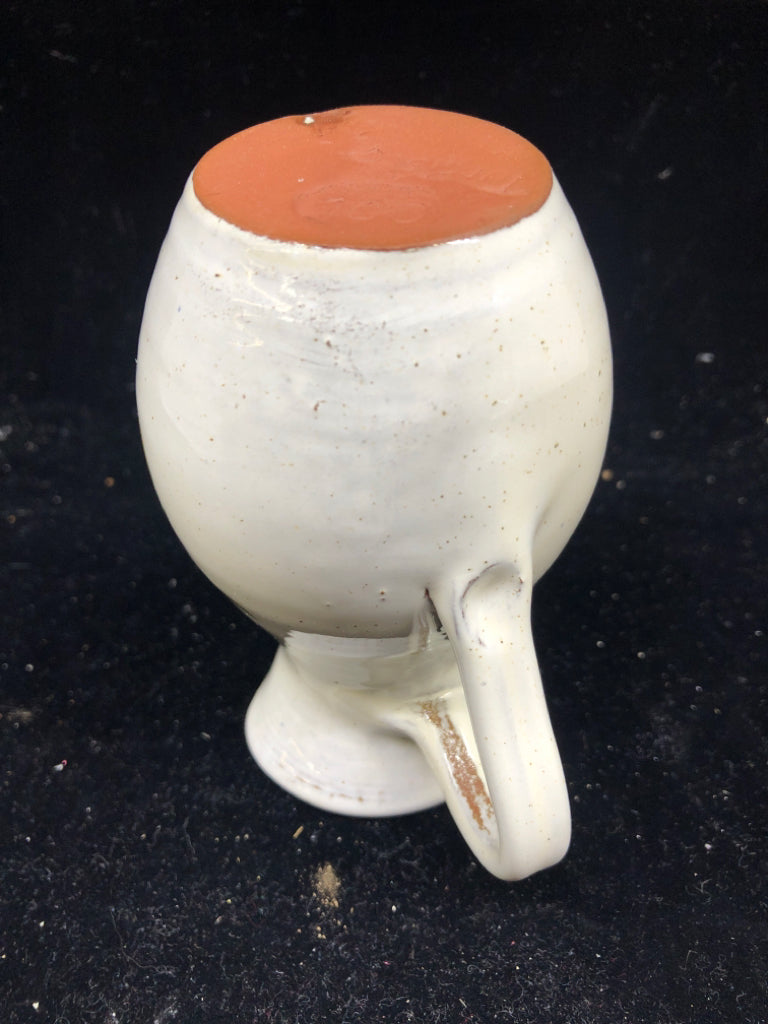CREAM RED APPLE PITCHER.
