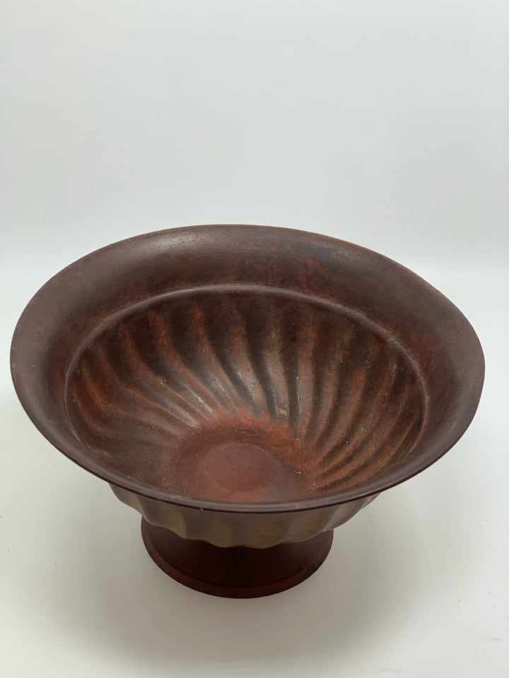 RED METAL FOOTED PLANTER.