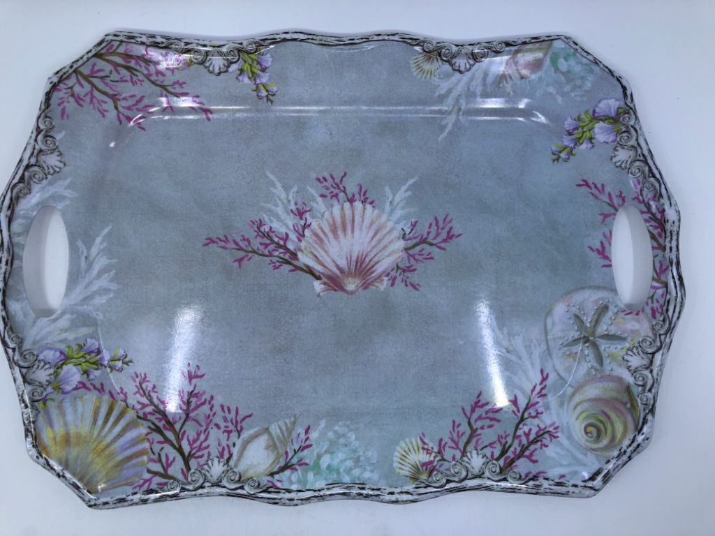 MELAMINE SEASHELL TRAY W HANDLES.