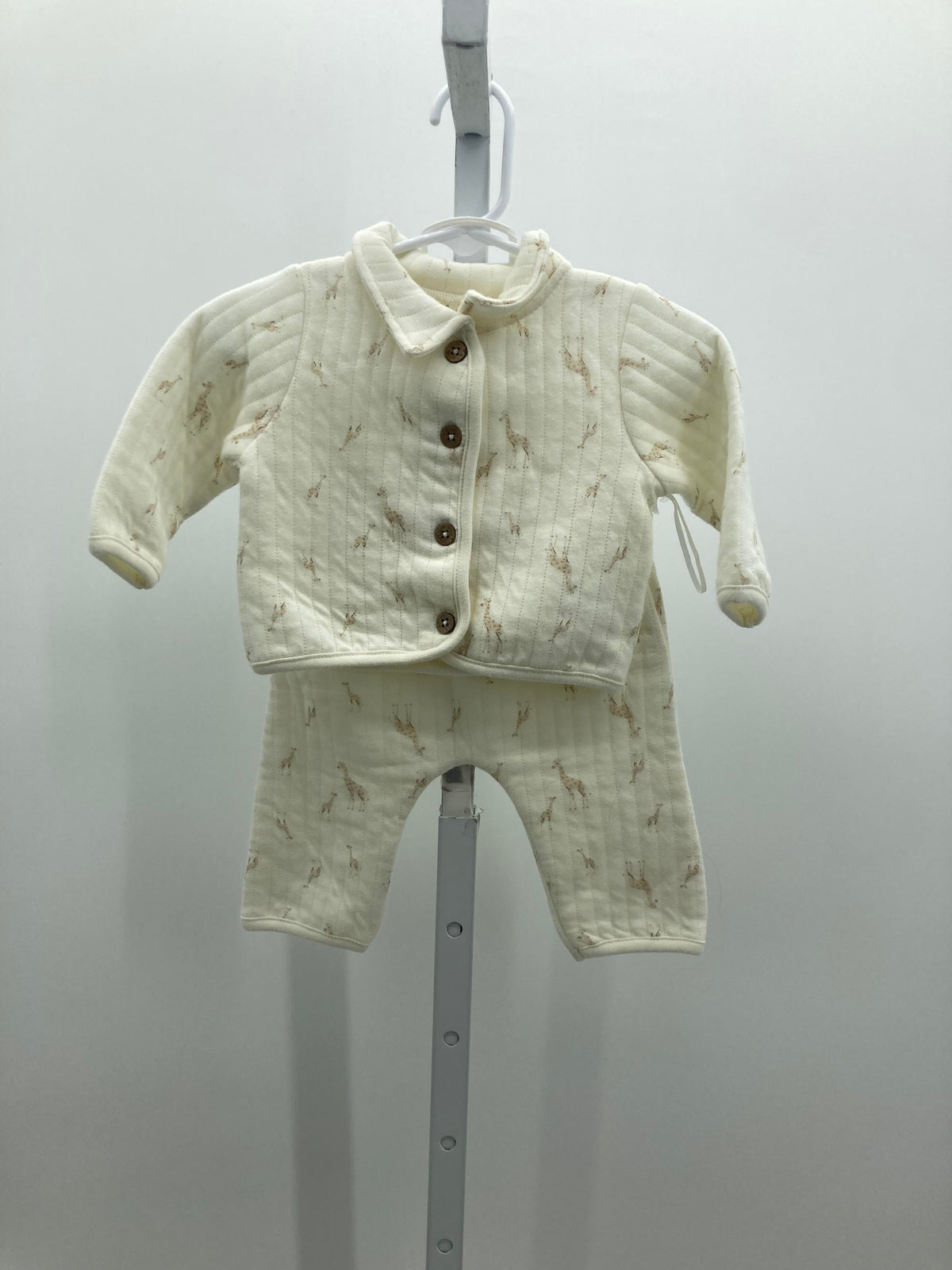 GIRAFFES SHIRT AND PANTS