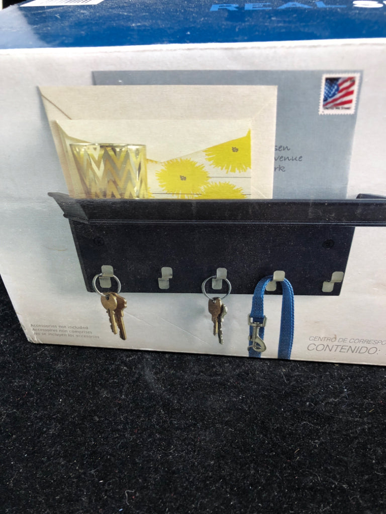 NIB MAIL CENTER W/KEY HOOKS.