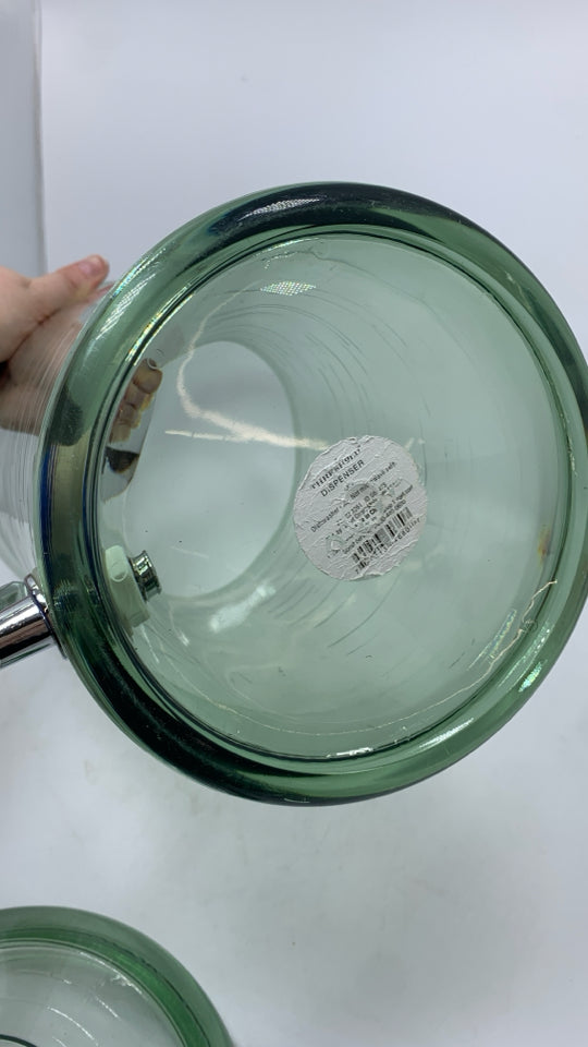 GREEN PLASTIC DRINK DISPENSER.
