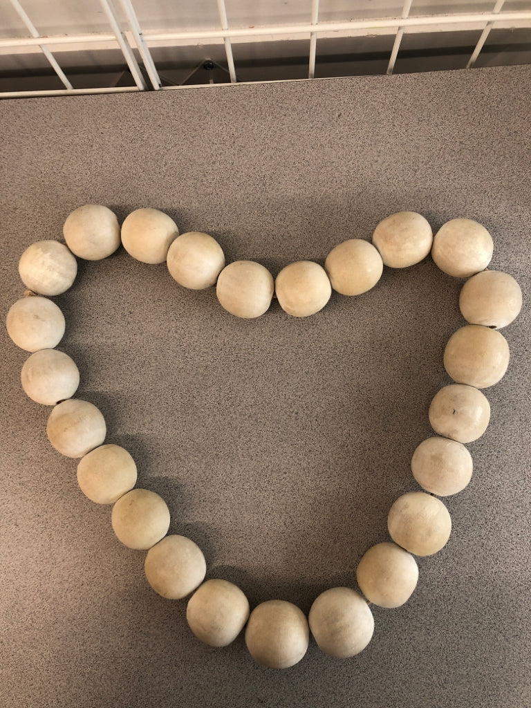 WHITE WOOD BEAD GARLAND/WREATH.