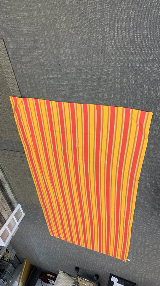 RED/ORANGE STRIPE RECTANGLE TABLECLOTH.