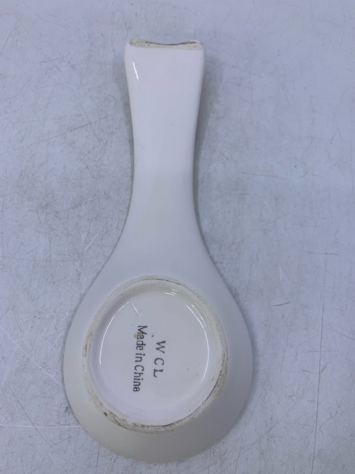 CERAMIC FRUIT THEMED SPOON REST.