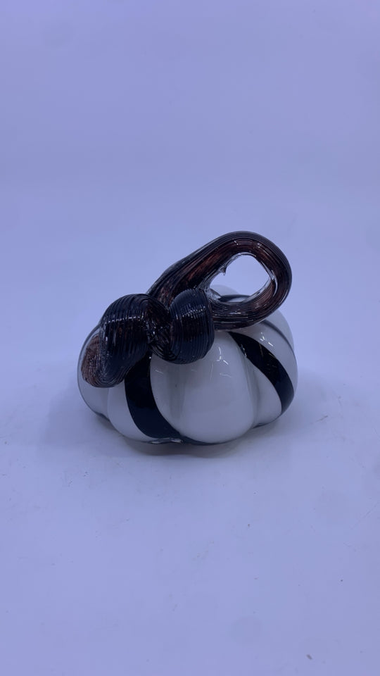 BLOWN GLASS PUMPKIN.