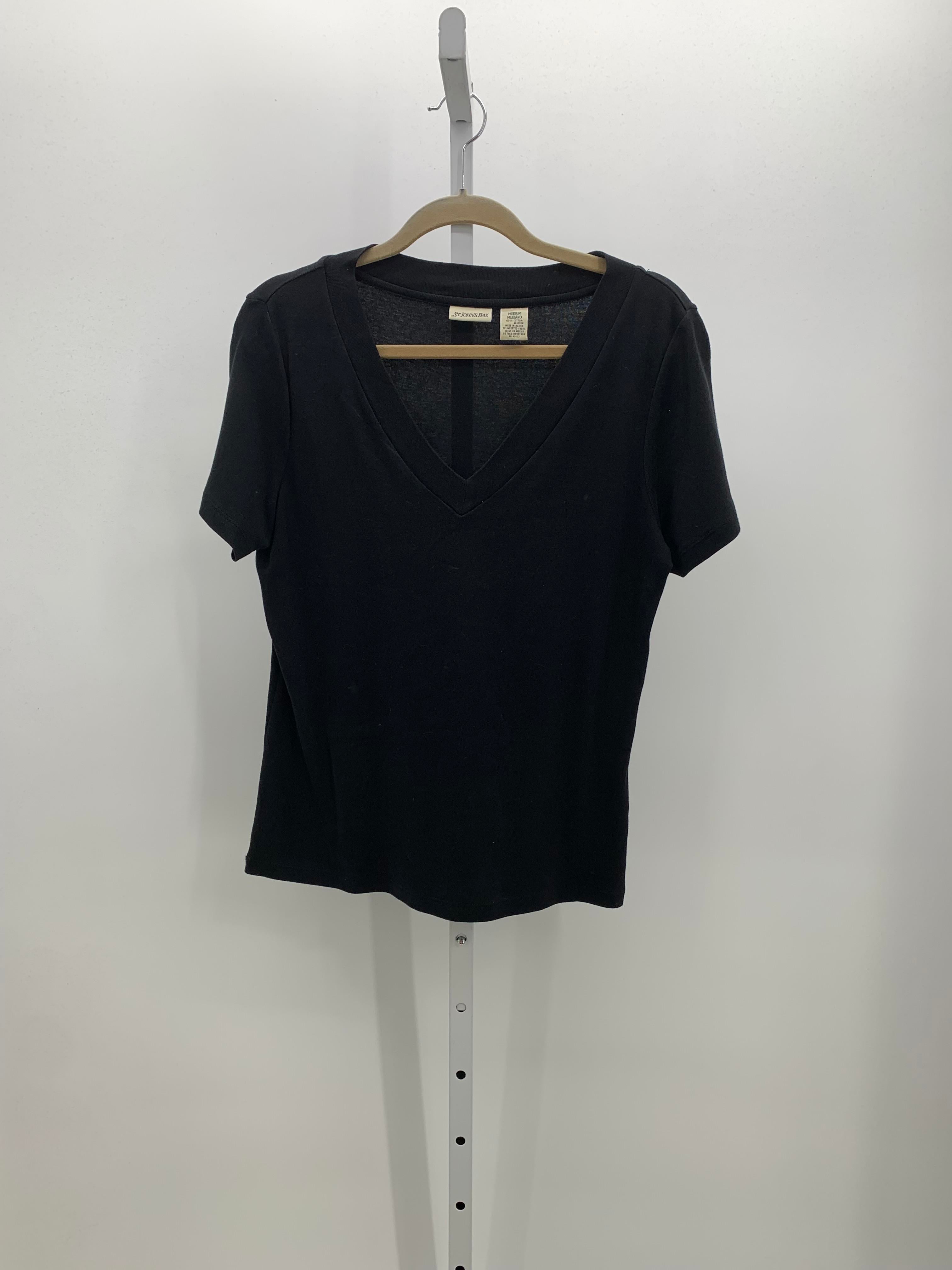 St. Johns Bay Size Medium Misses Short Sleeve Shirt