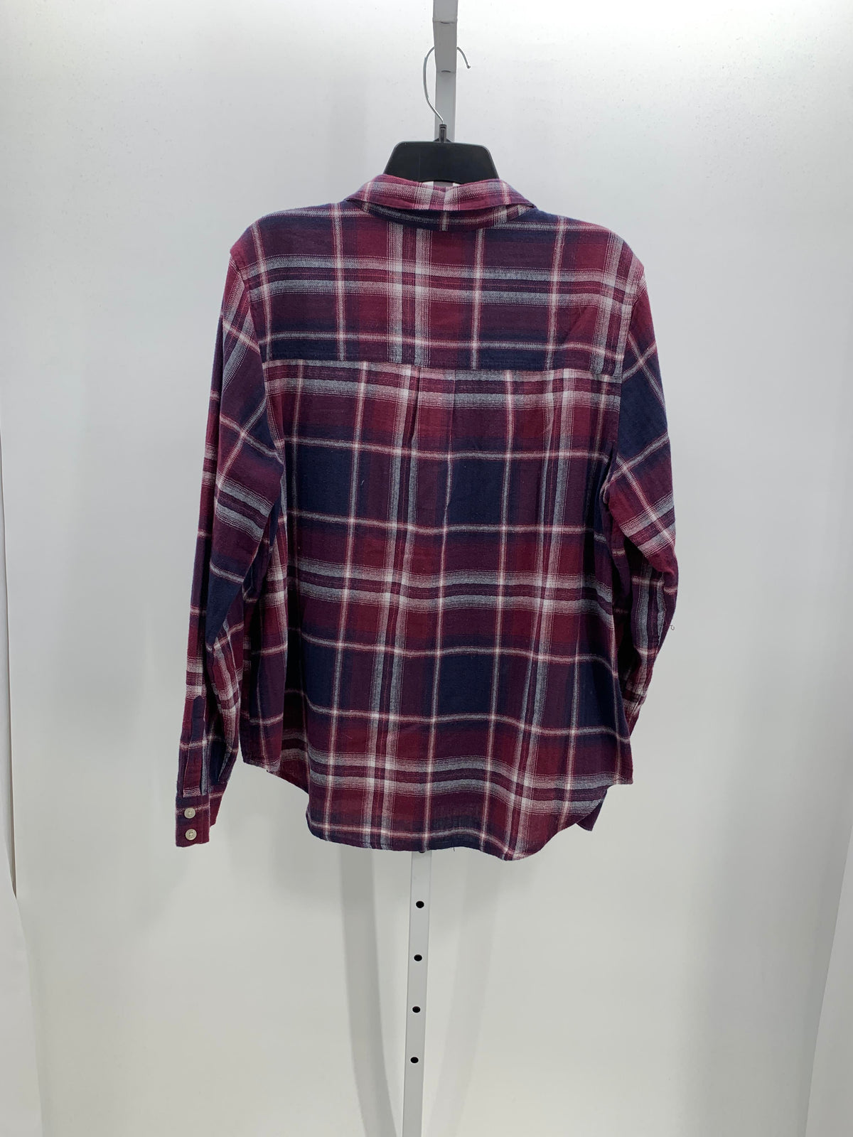 Universal Thread Size Extra Large Misses Long Sleeve Shirt