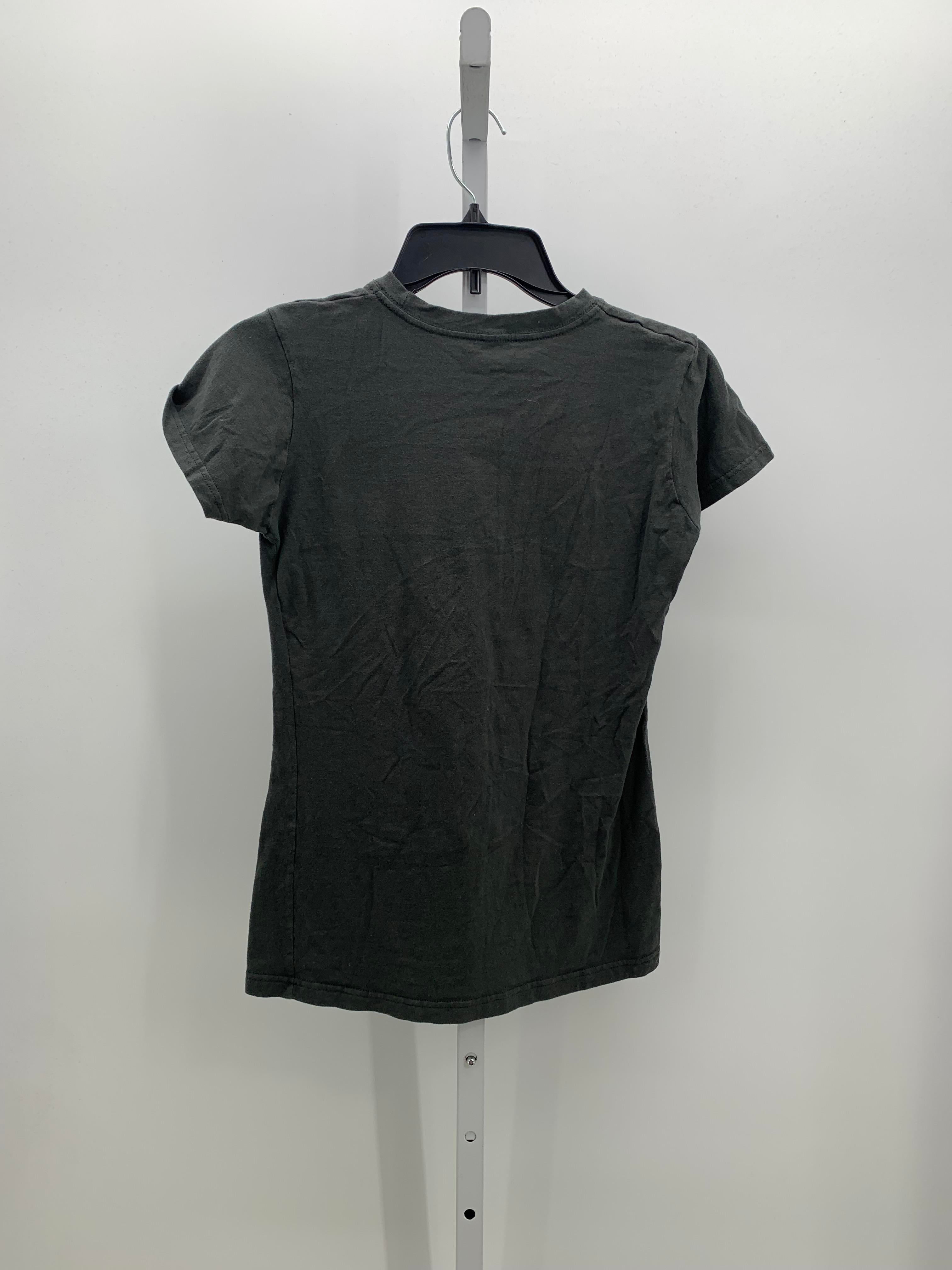 Size Small Juniors Short Sleeve Shirt