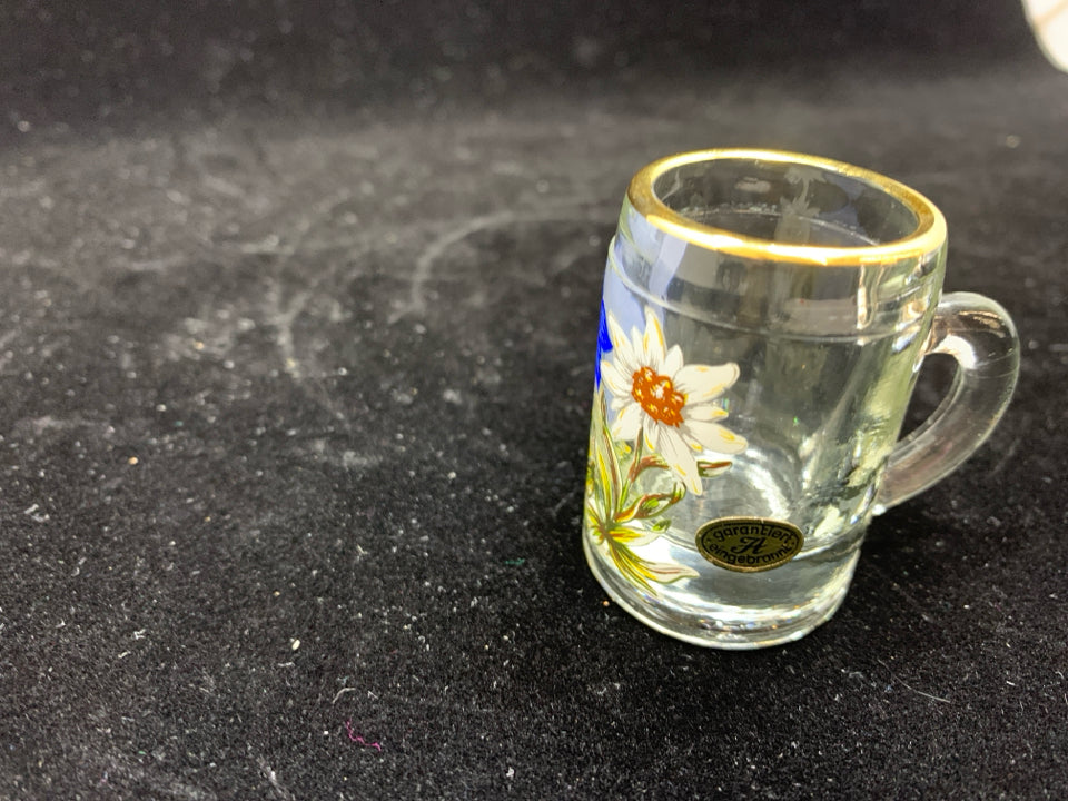 MINI GLASS STEIN W/PAINTED FLOWERS.