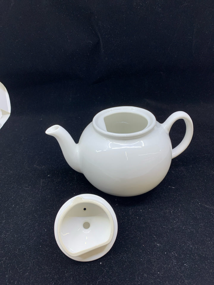 SMALL WHITE TEAPOT.