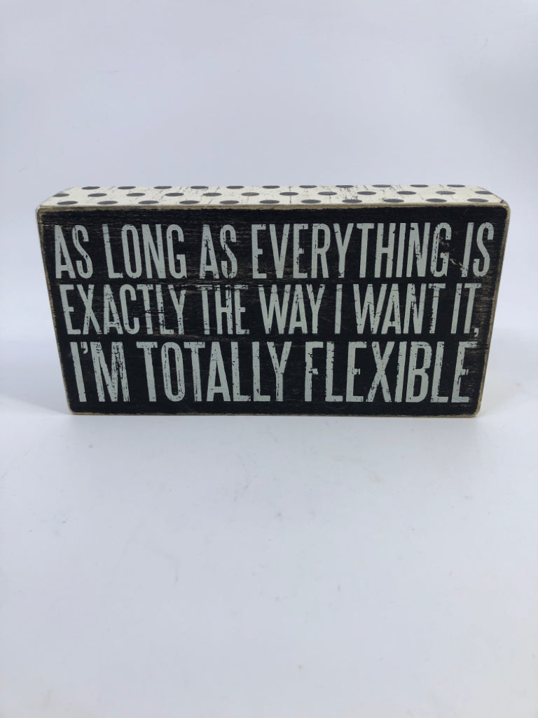 TOTALLY FLEXIBLE BLOCK DECOR.