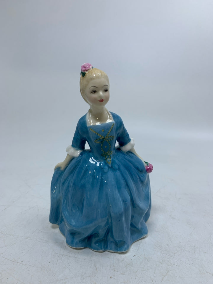 VTG PORCELAIN "CHILD FROM WILLIAMSBURG" FIGURINE.