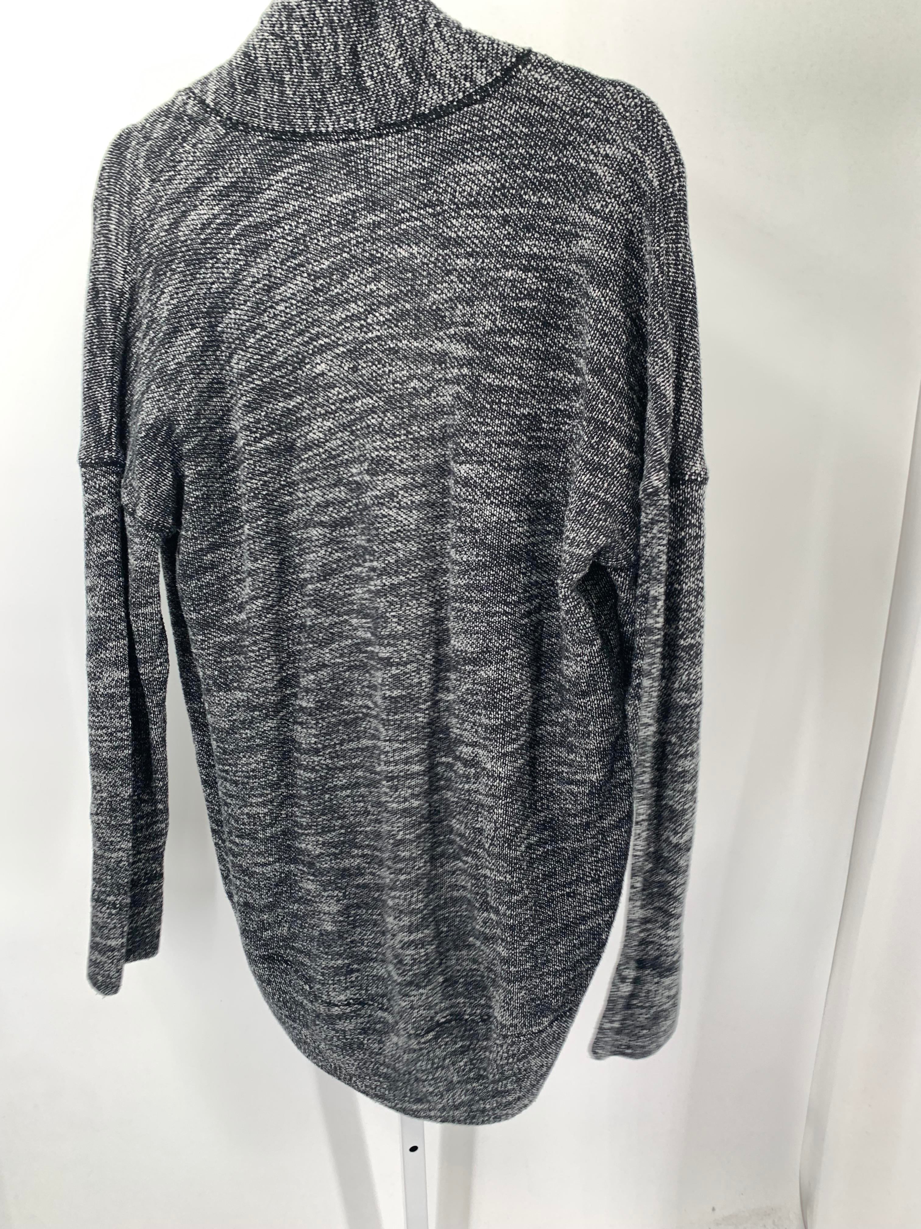 Aerie Size Medium Juniors Cardigan