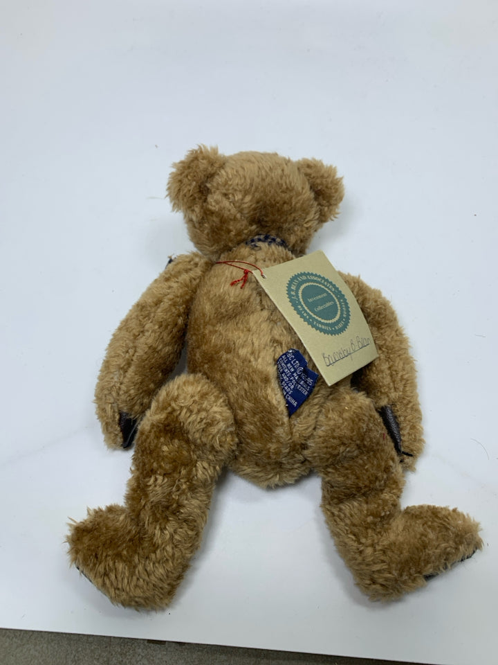 BOYDS BEAR W/ PLAID LARGE BOW.