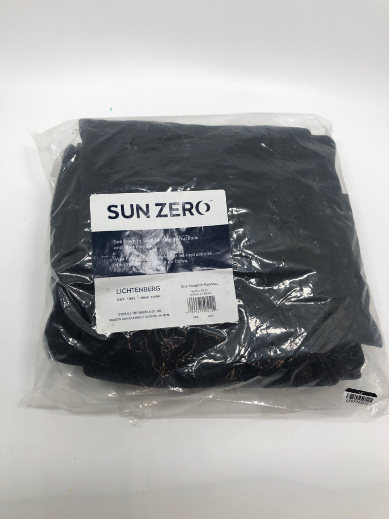 NIP SUNZERO BLACK CURTAIN PANEL.