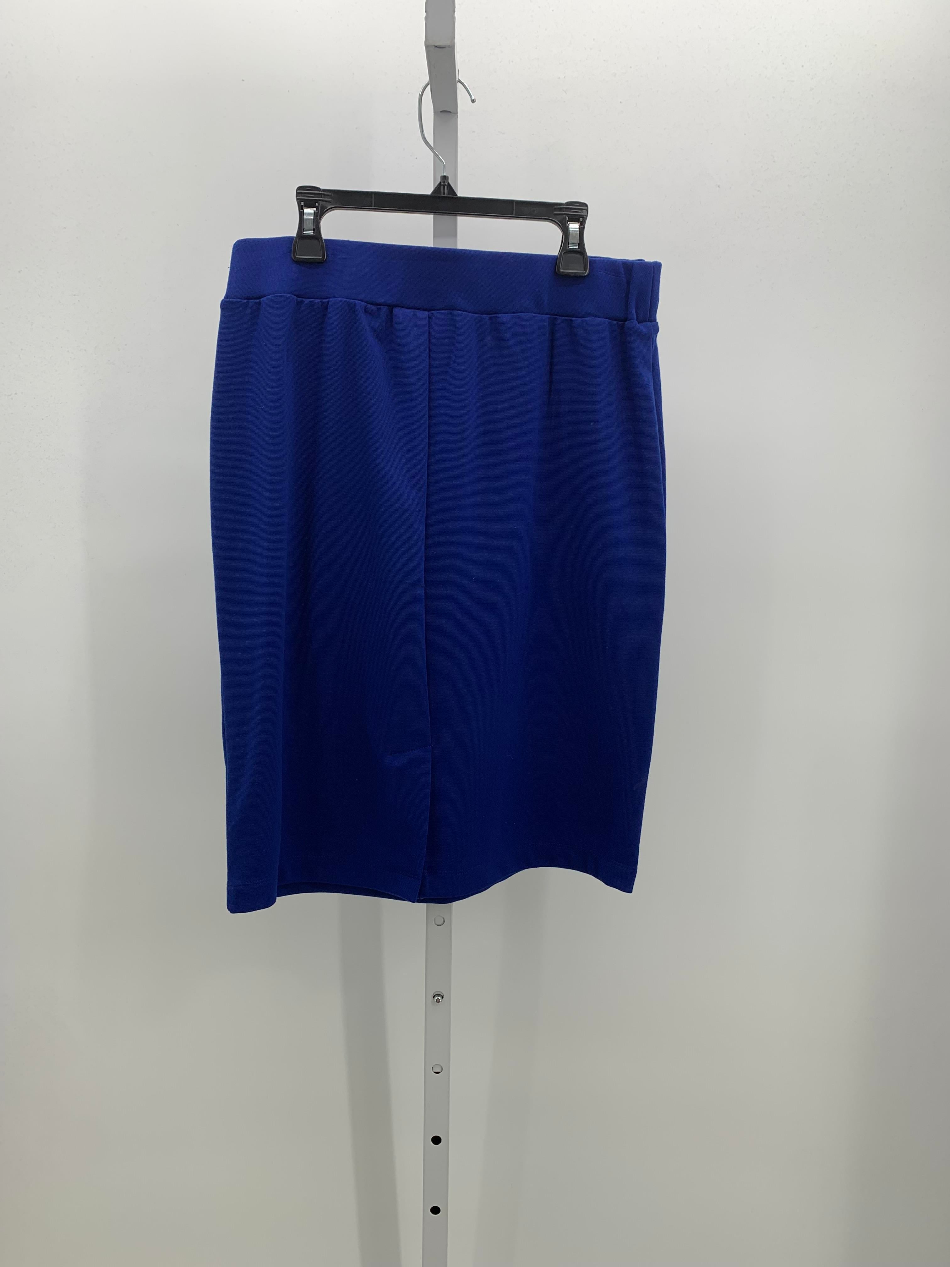 eci Size Medium Misses Skirt