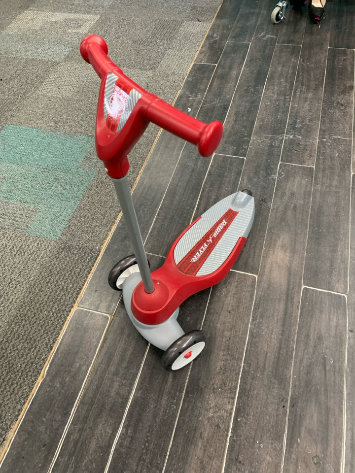 RADIO FLYER SCOOTER