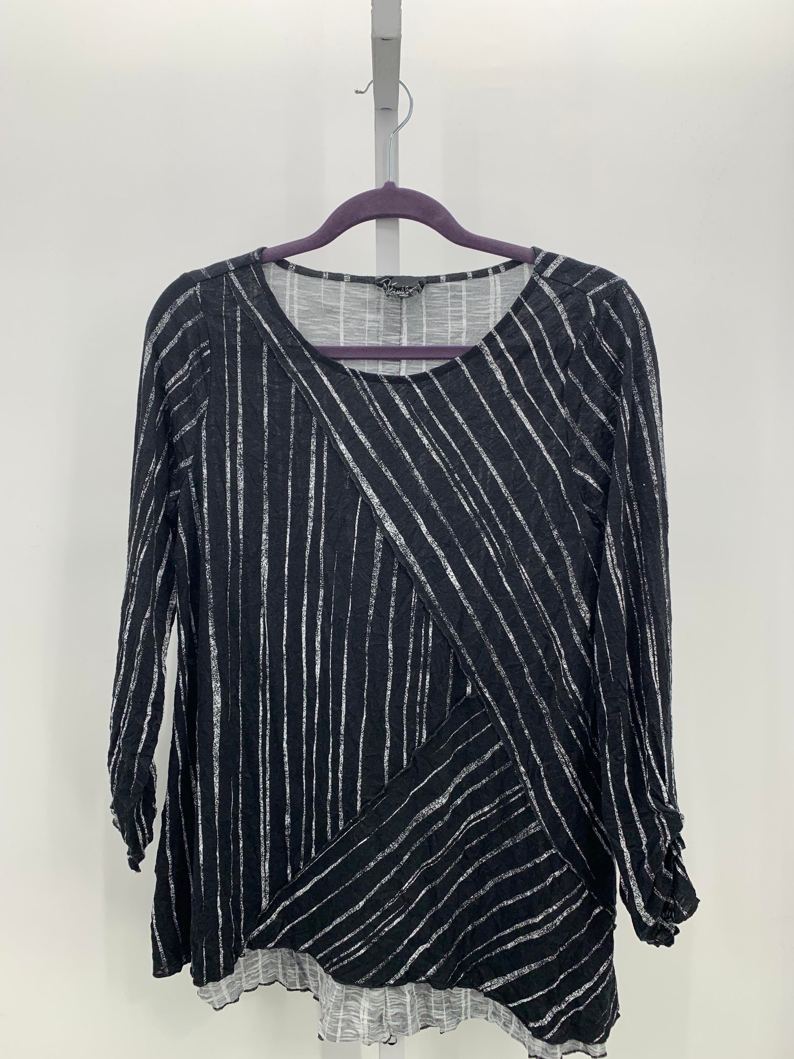 Size Small Misses 3/4 Sleeve Shirt