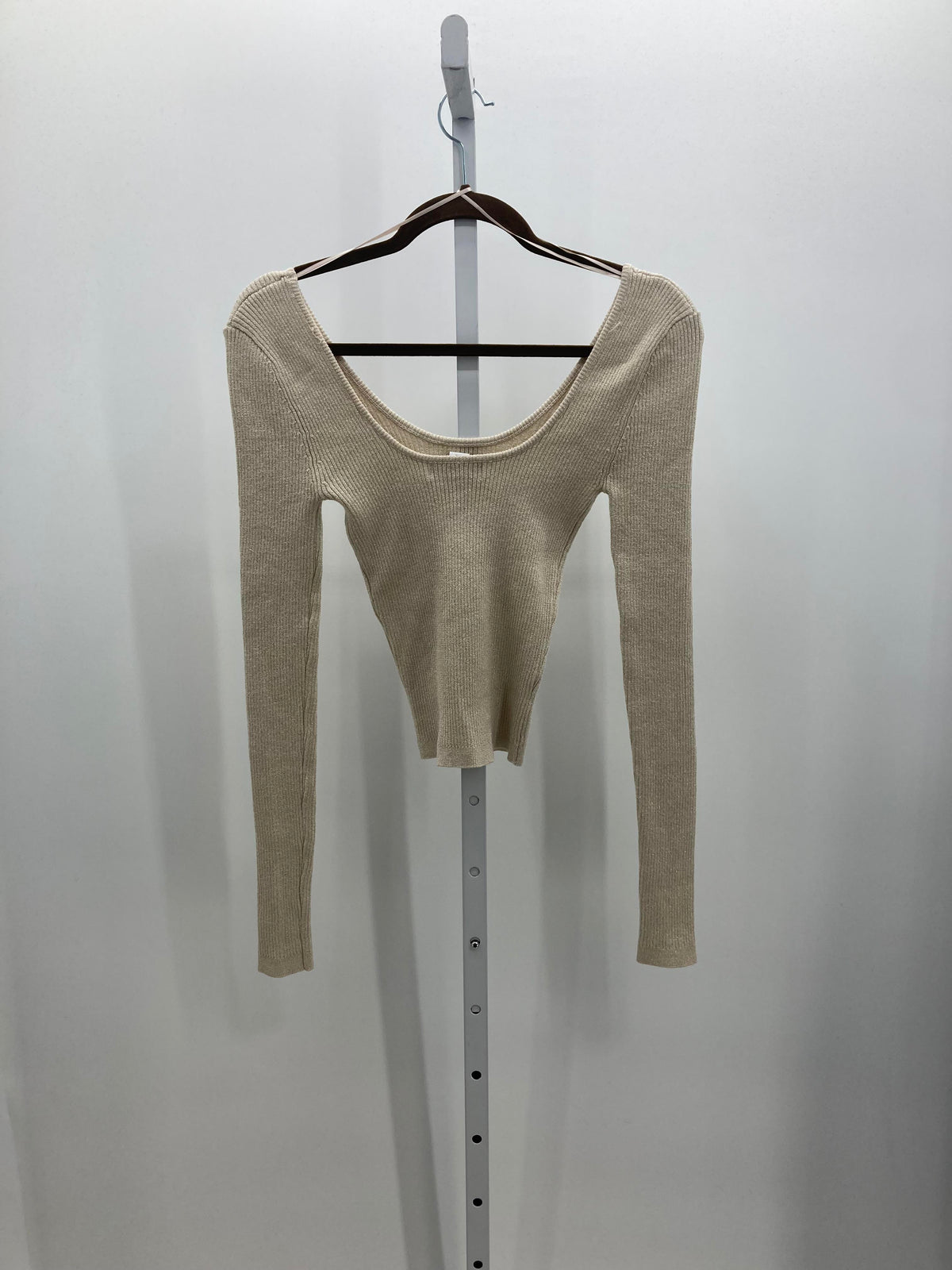 Size Medium Juniors Long Sleeve Sweater