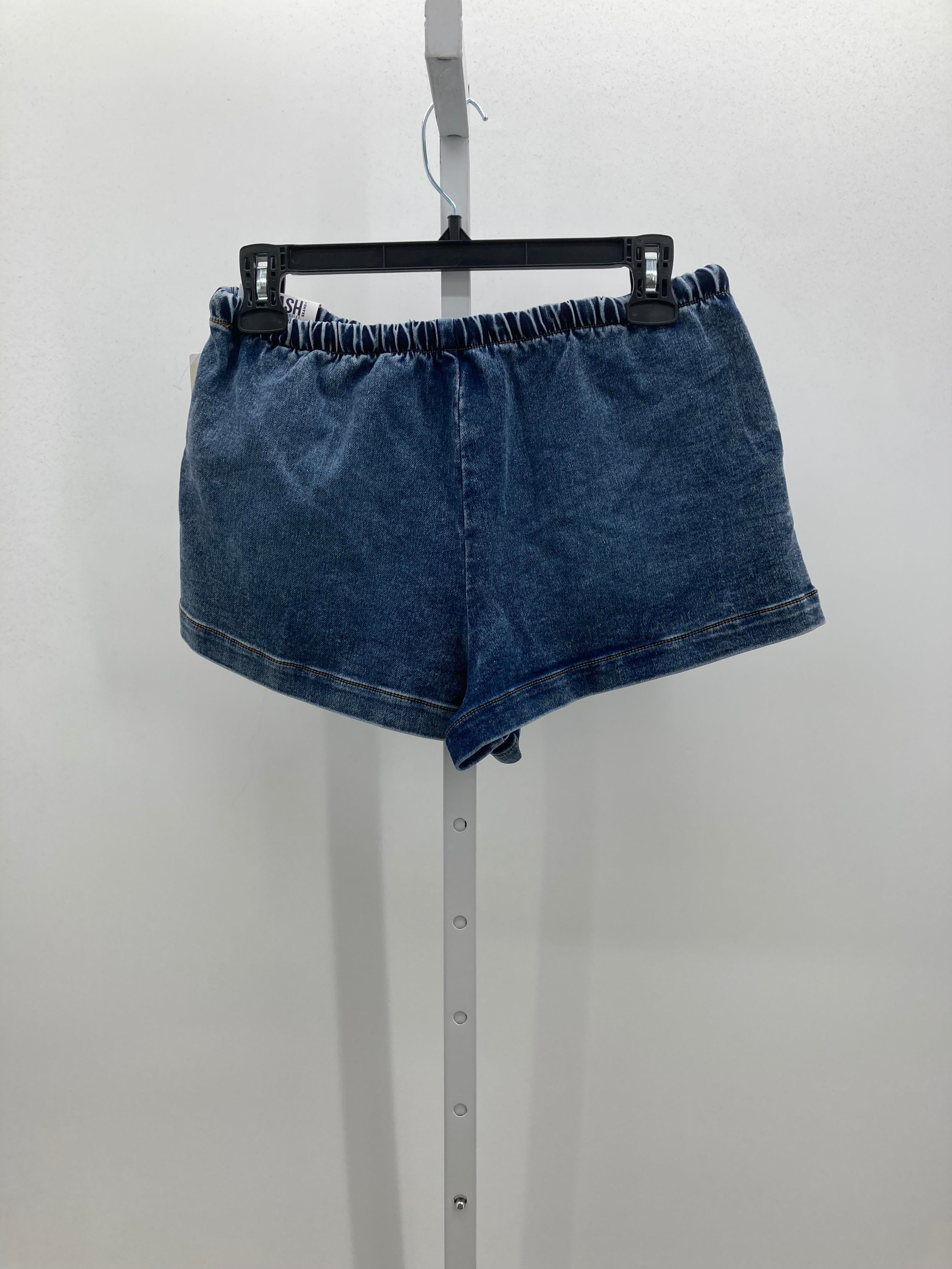 Size Small Juniors Shorts
