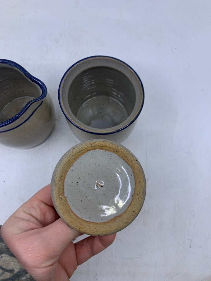 2 PC SUG/CREAMER SET GREY BLUE EDGES CAT TAILS.