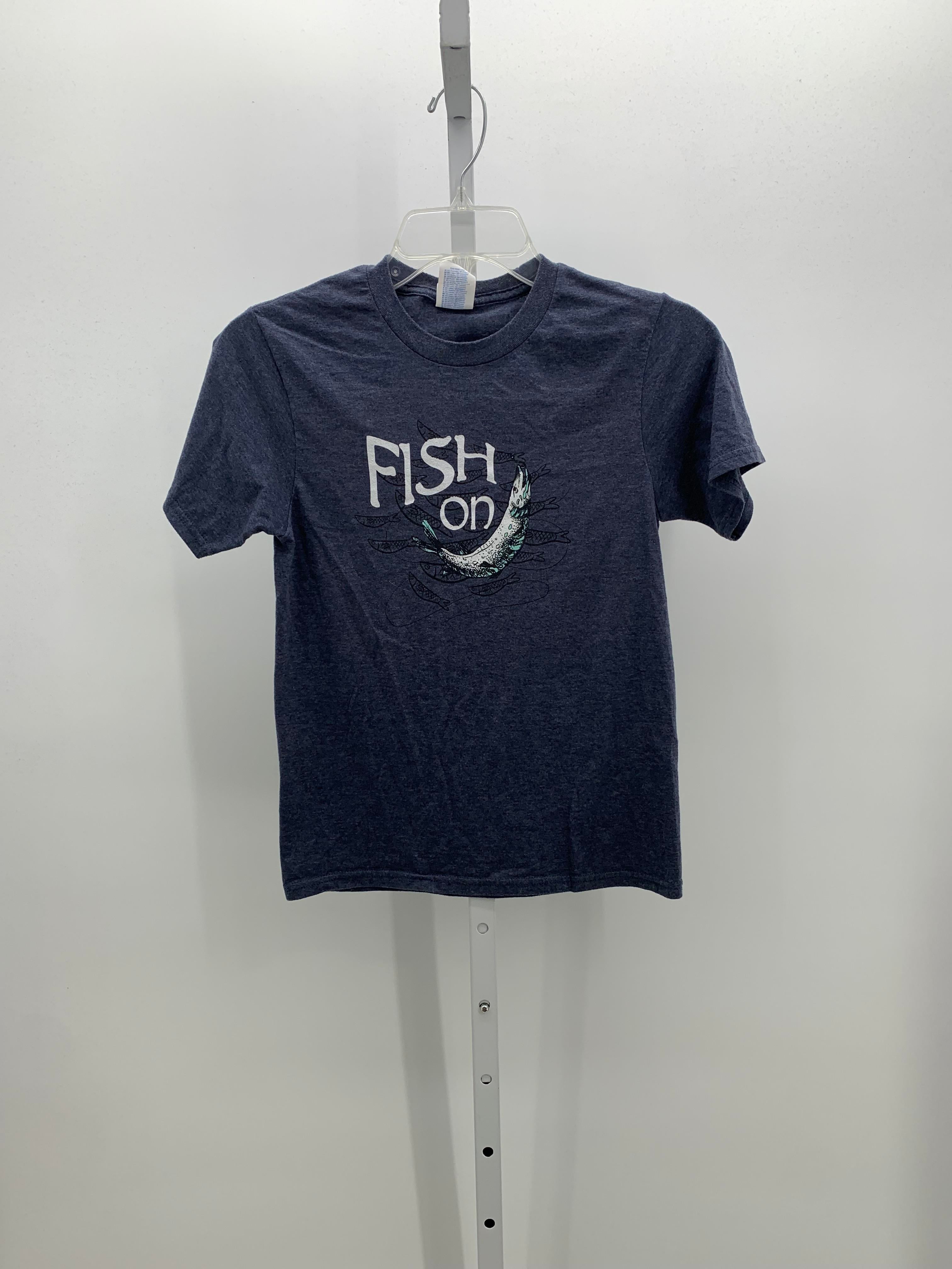 FISH ON KNIT TEE.