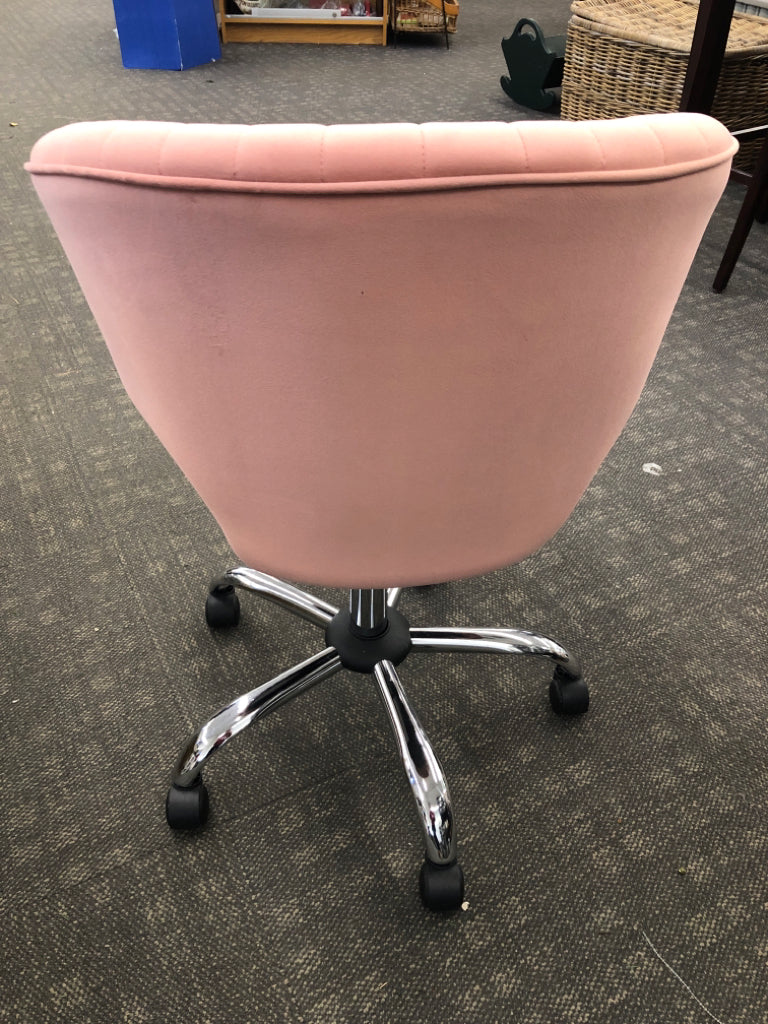 PINK FABRIC ROLLING CHAIR.