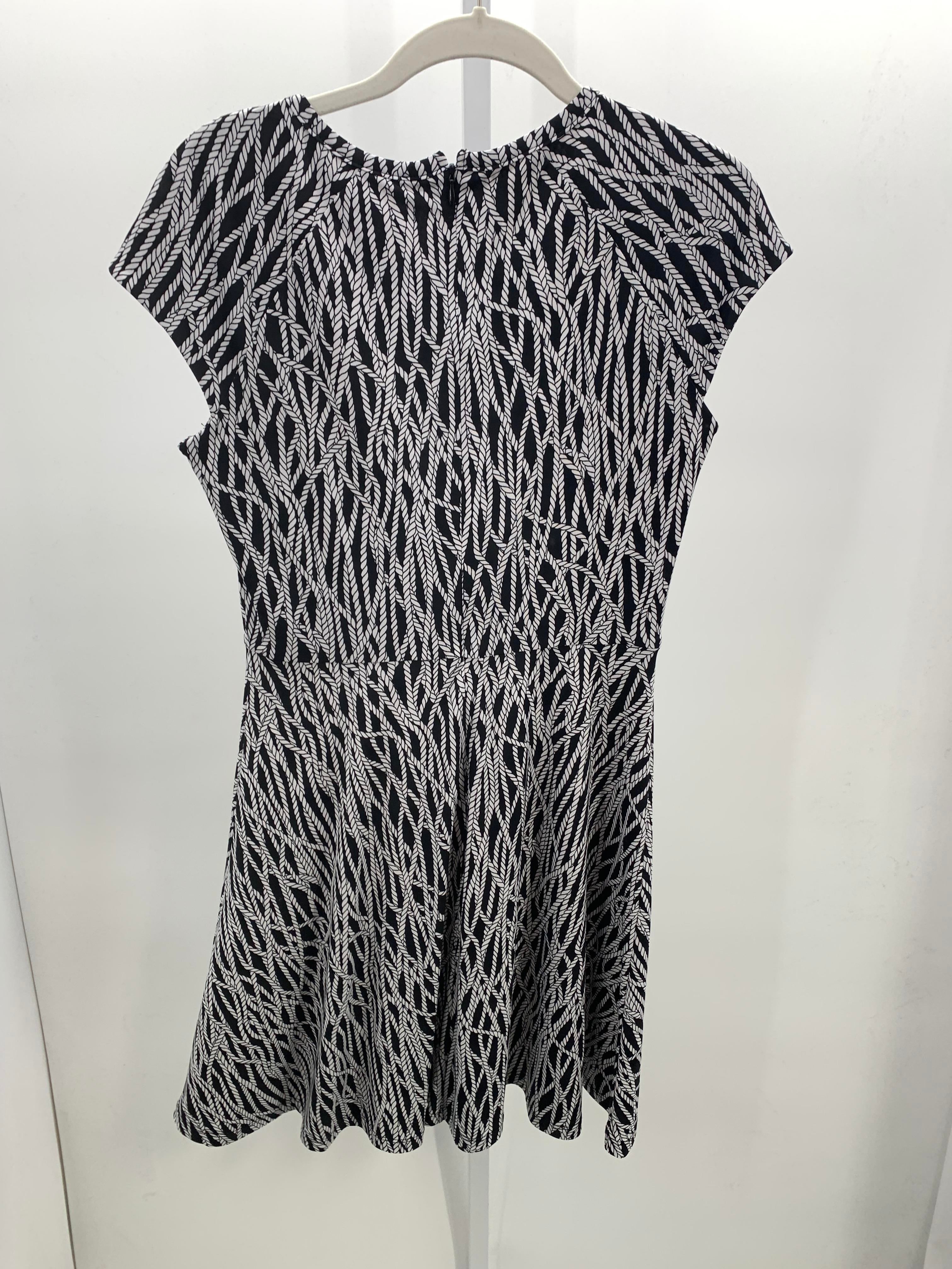 Michael Kors Size Small Misses Short Sleeve Dress