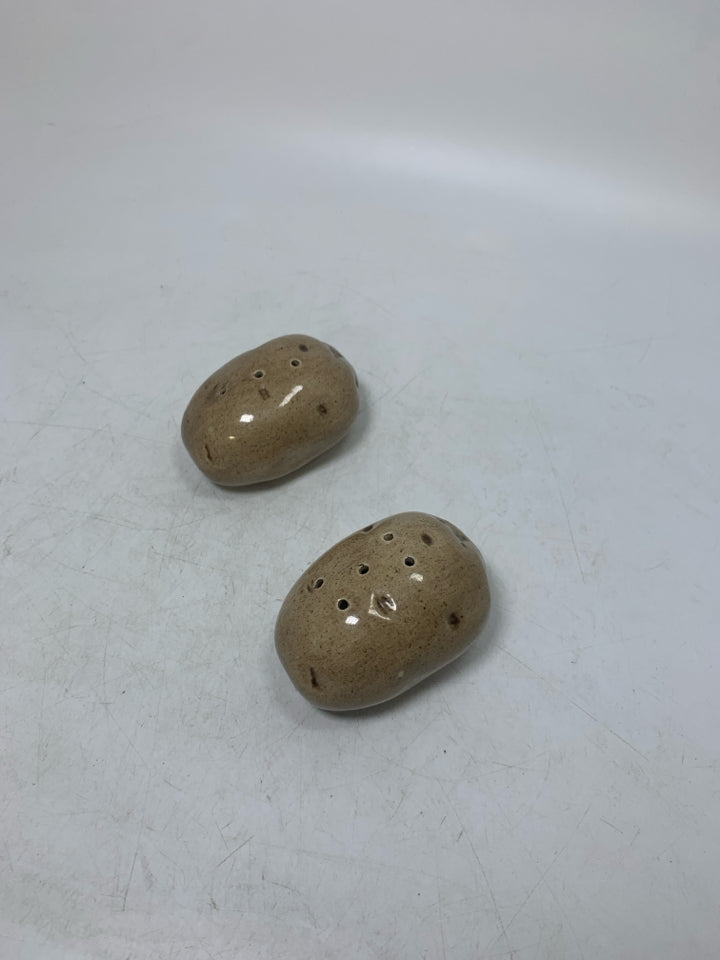 POTATO SHAPED SALT/PEPPER SHAKERS.
